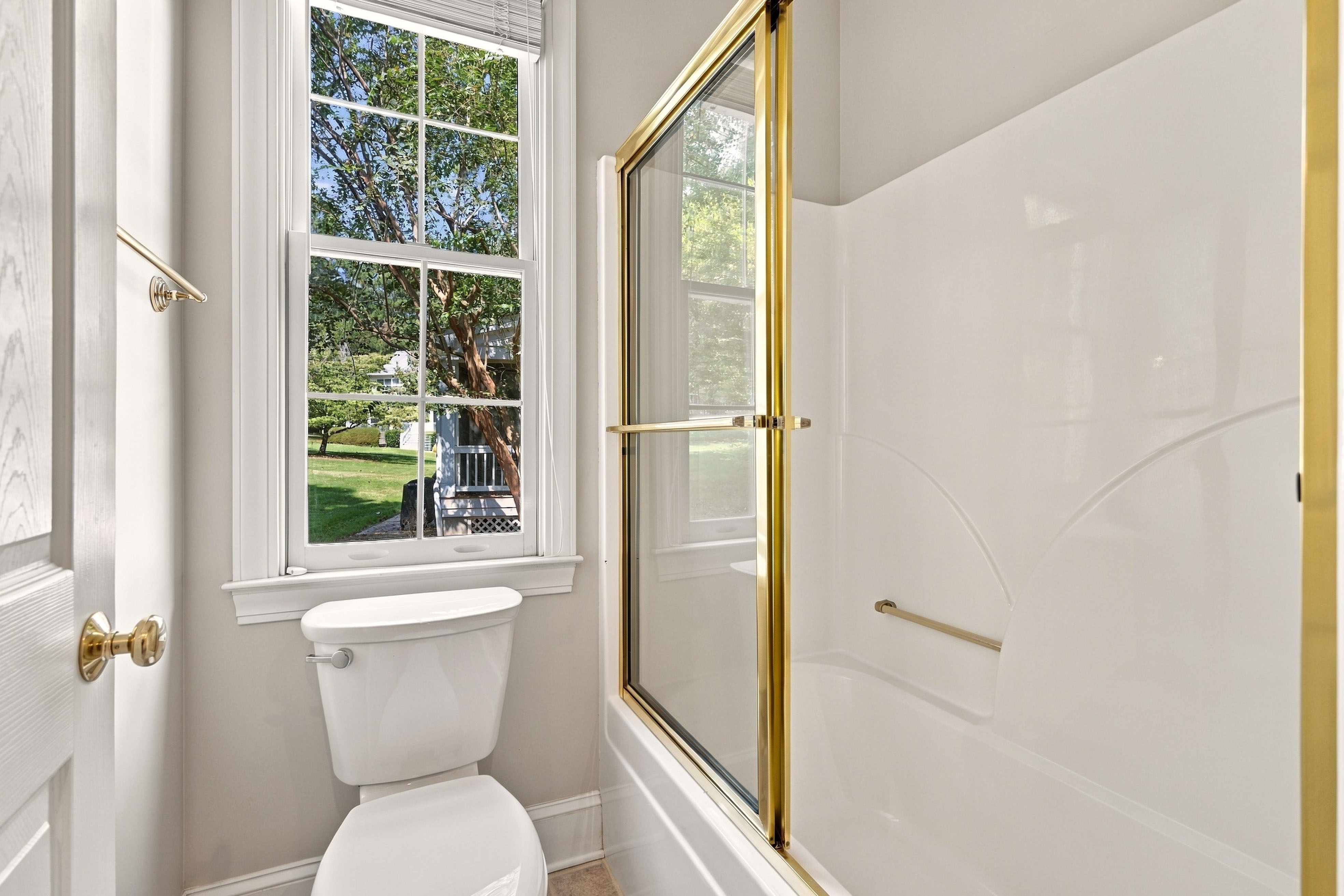 108 Mayfair Court image 31